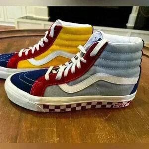 Vans Hightops Men’s 7.5 Women 9 Multi Color Skateboard Fall Winter Off The Wall